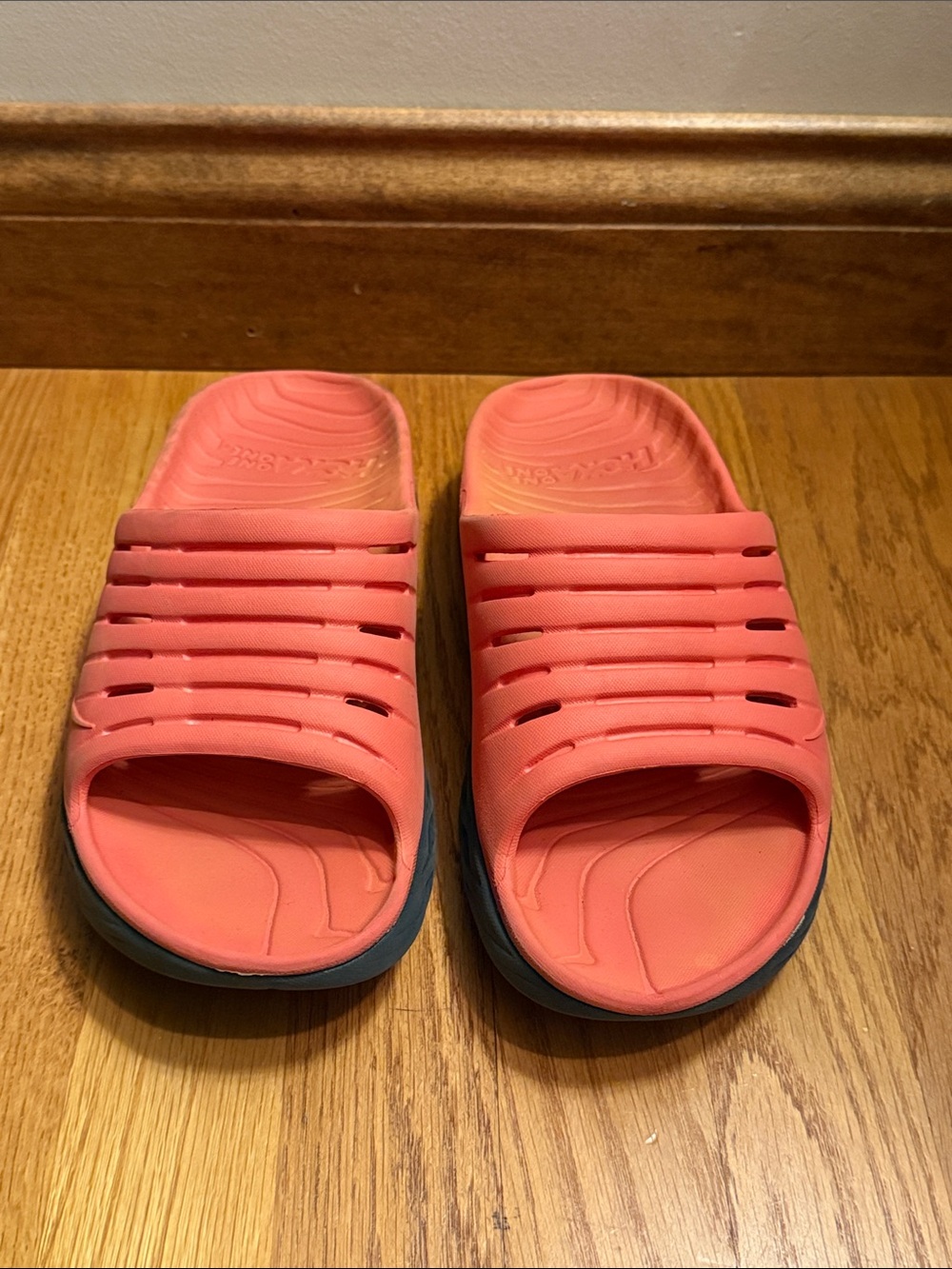 Hoka One One Ora Recovery Slide Slip-On Sport Sandals Lightweight Women’s Size 8